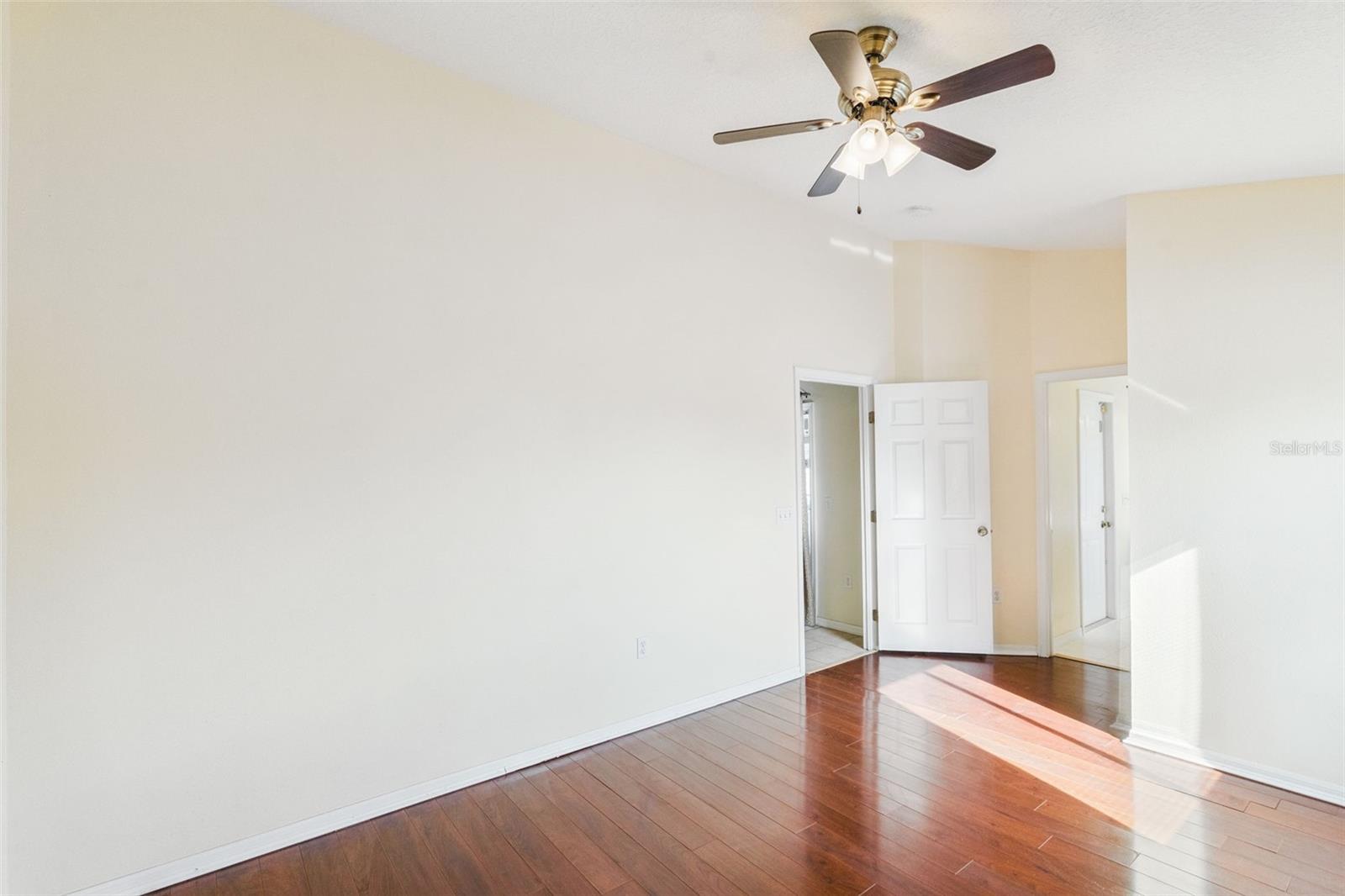 Image 17 of 36 For 602 Hillcrest Drive