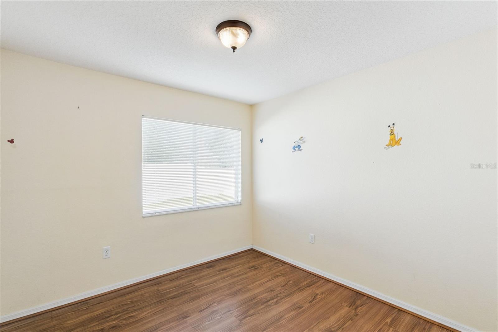 Image 22 of 36 For 602 Hillcrest Drive