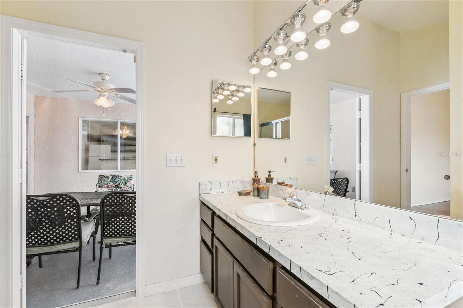 Image 26 of 36 For 602 Hillcrest Drive