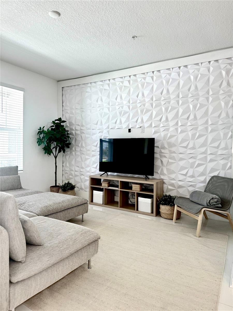 Image 10 of 35 For 10251 Highline Crest Street