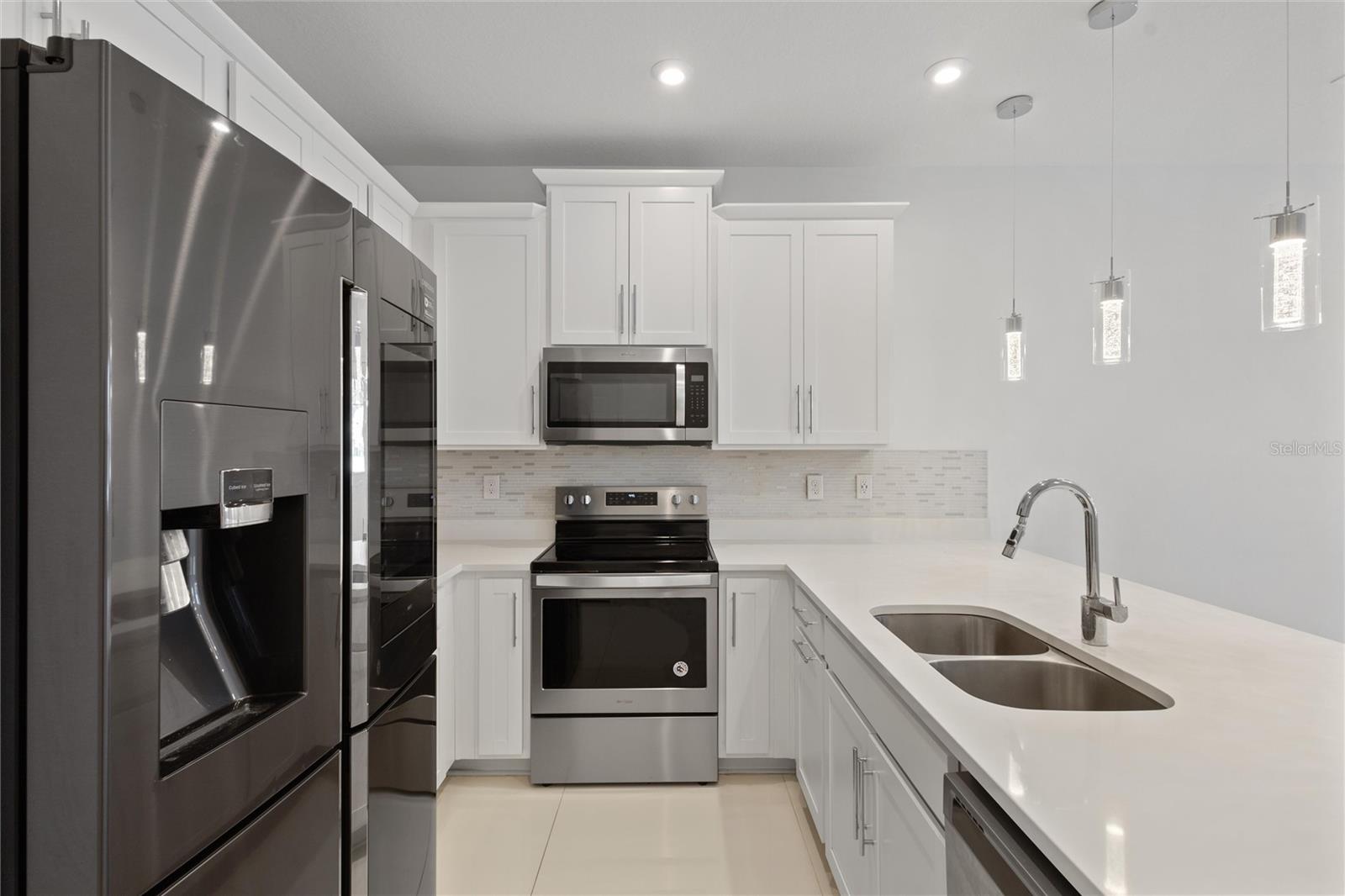 Image 20 of 35 For 10251 Highline Crest Street