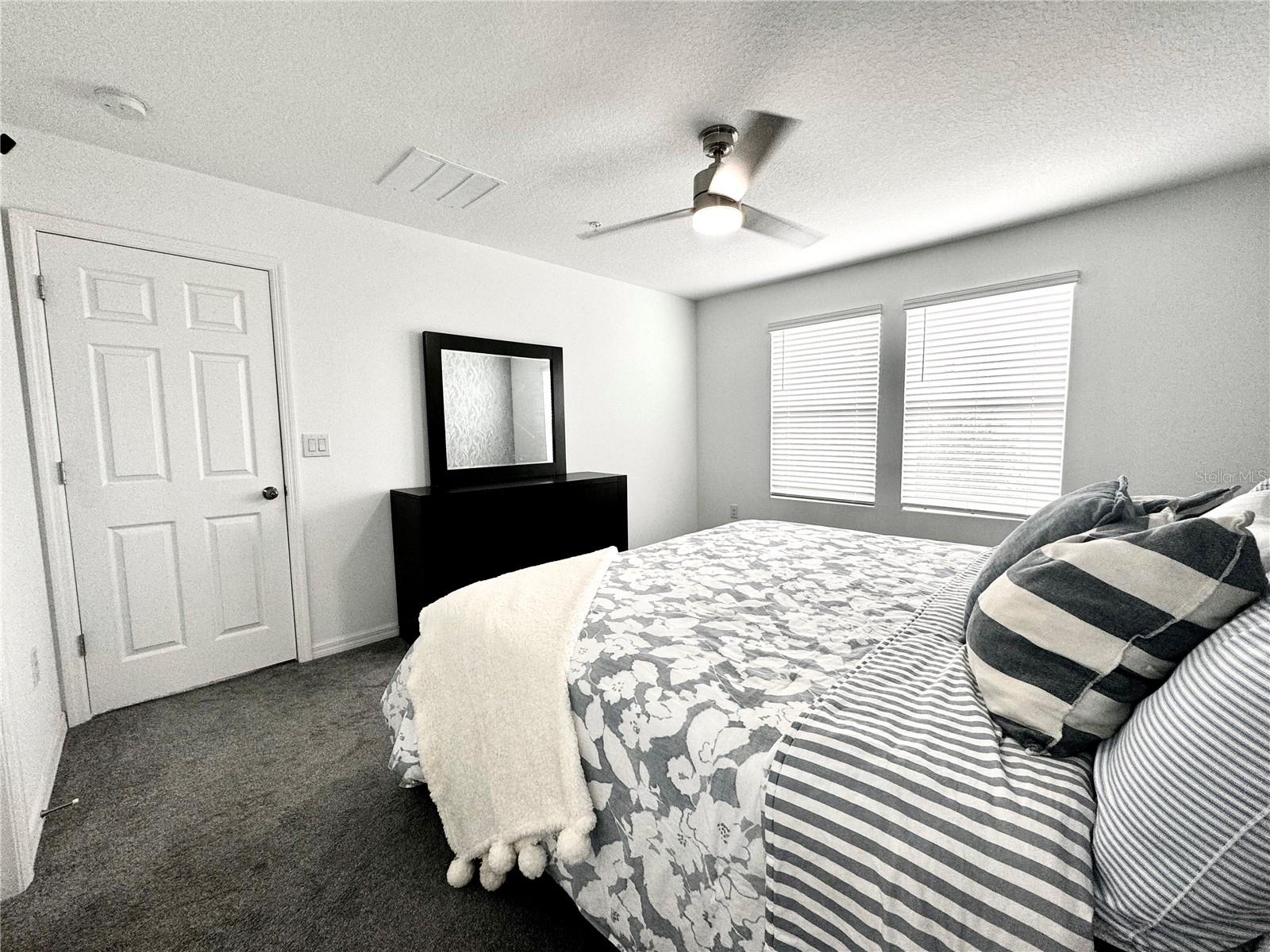 Image 21 of 35 For 10251 Highline Crest Street