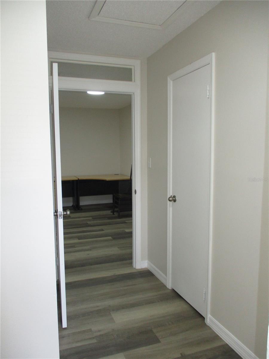 Image 3 of 9 For 415 Montgomery Road 165