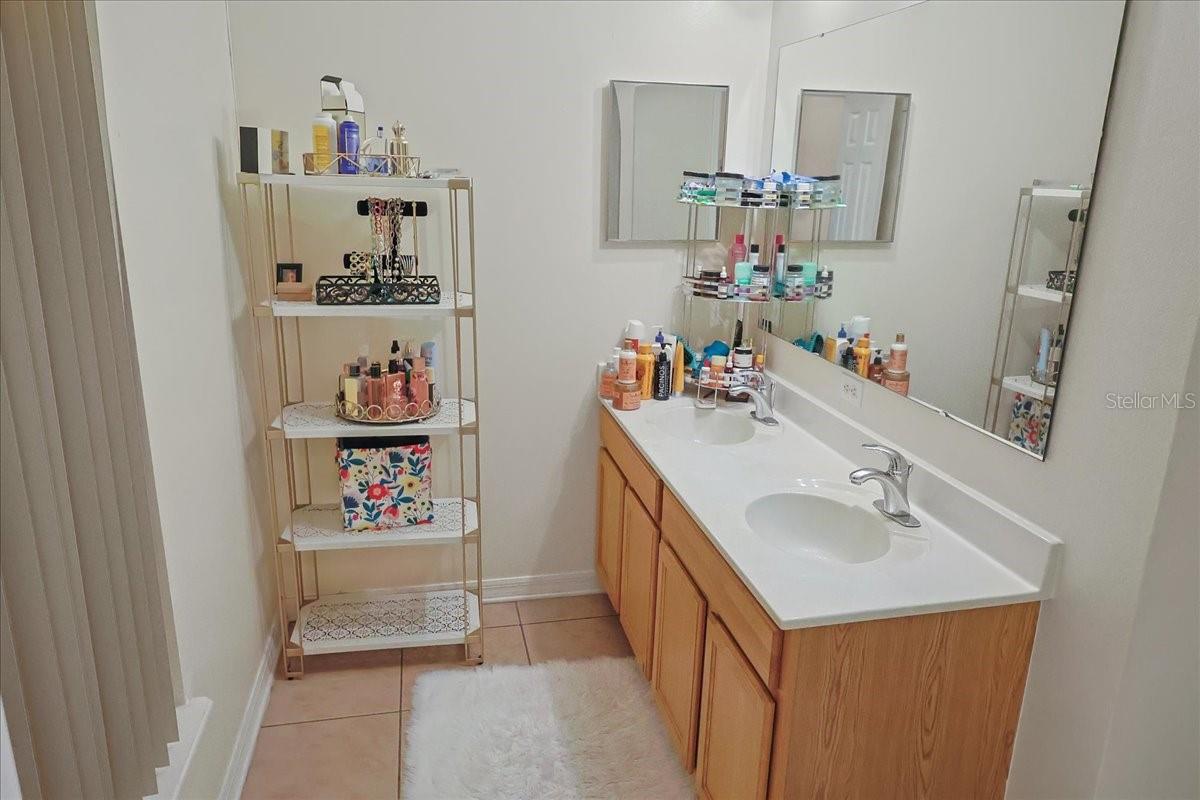 Image 22 of 31 For 2670 Palmetto Ridge Circle