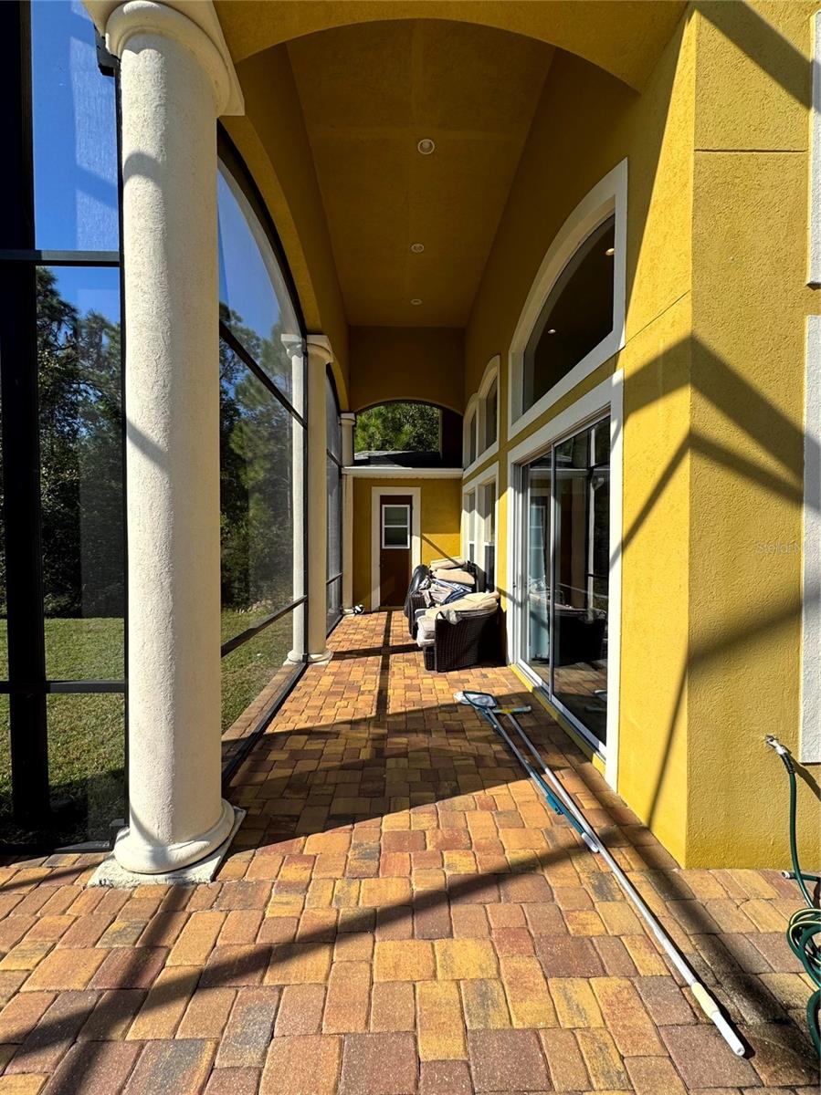 Image 11 of 48 For 20342 Peabody Street