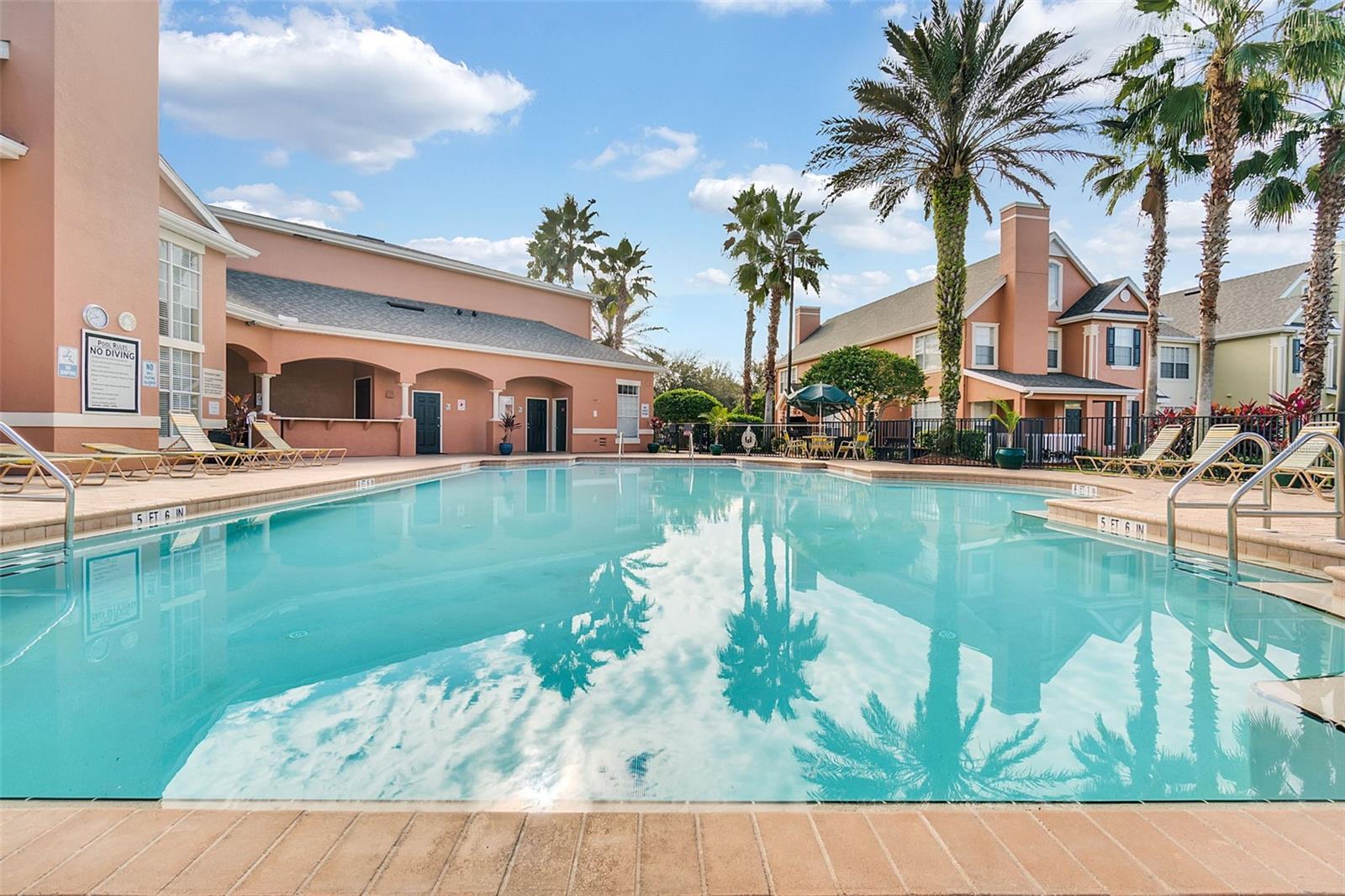 Image 22 of 27 For 9093 Lee Vista Boulevard 907