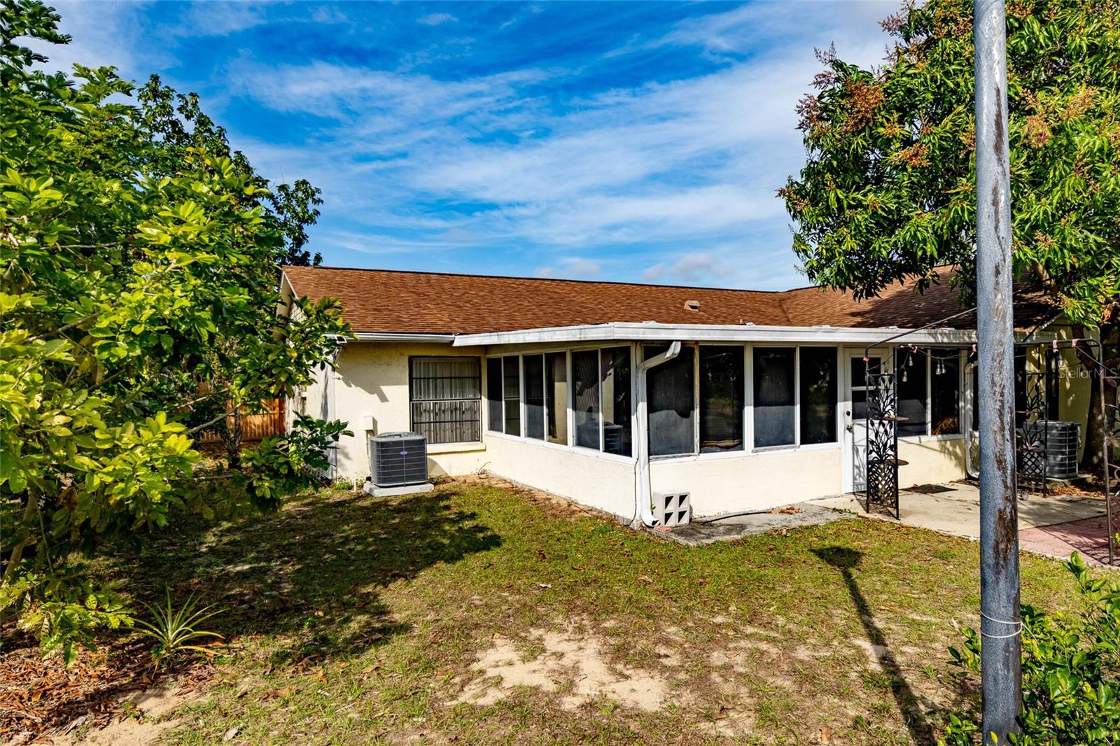 Image 23 of 27 For 2903 Silver Ridge Drive