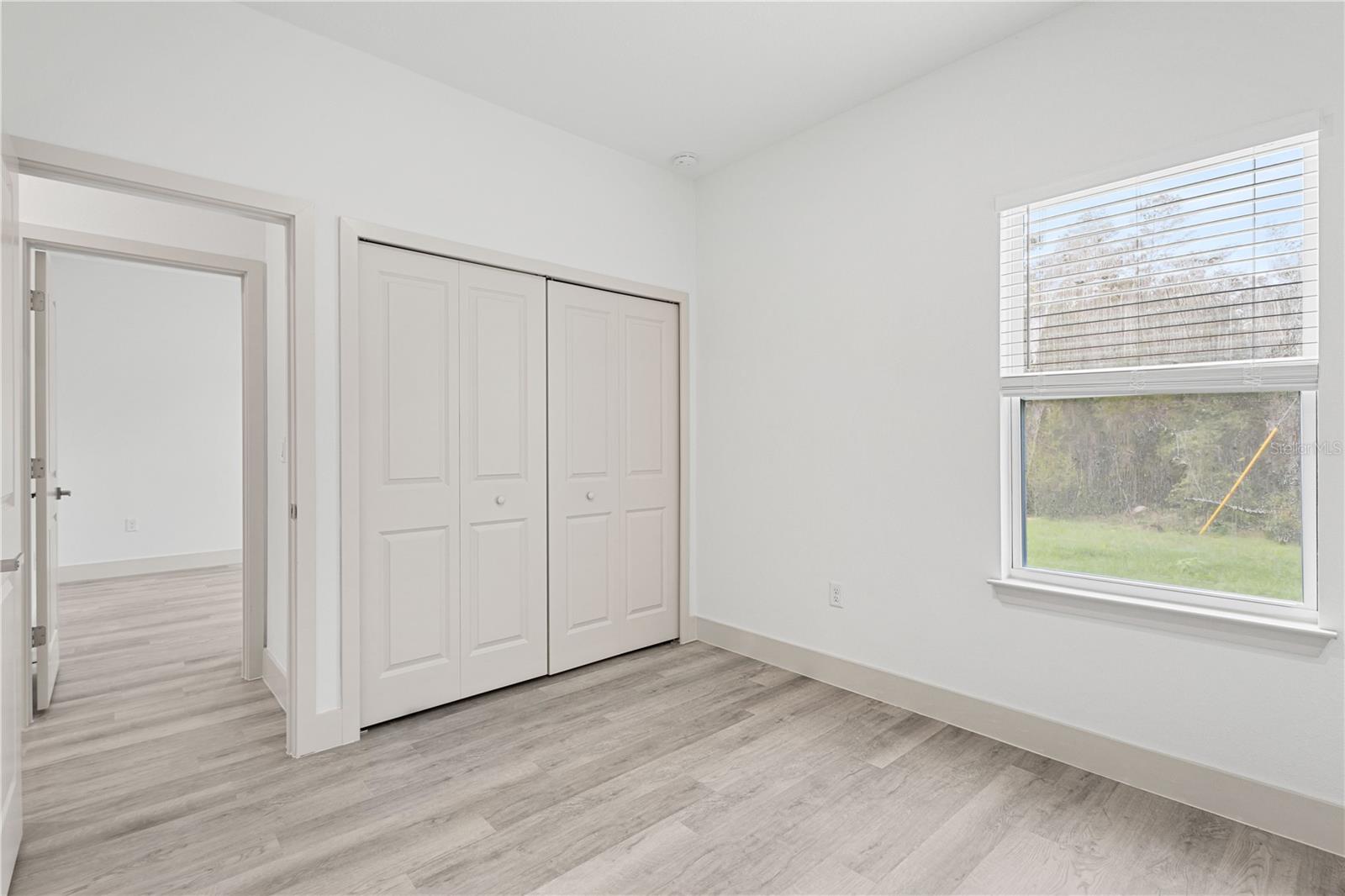 Image 27 of 31 For 2231 Vancouver Lane