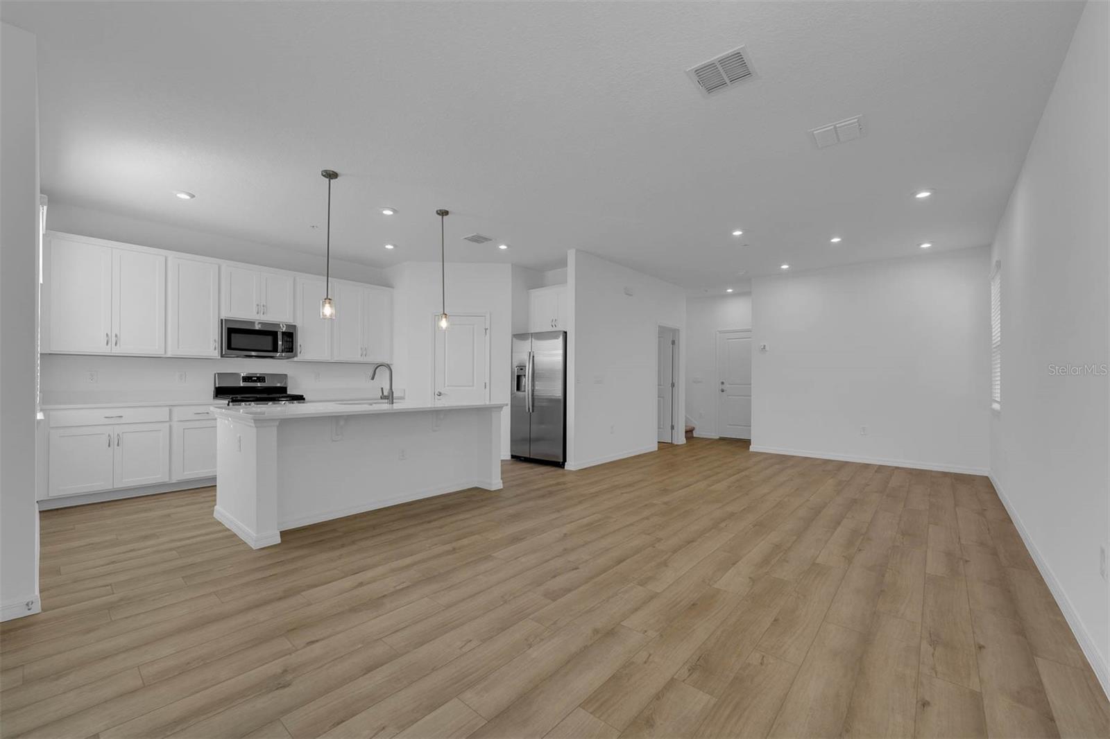 Image 2 of 60 For 539 Orient Avenue