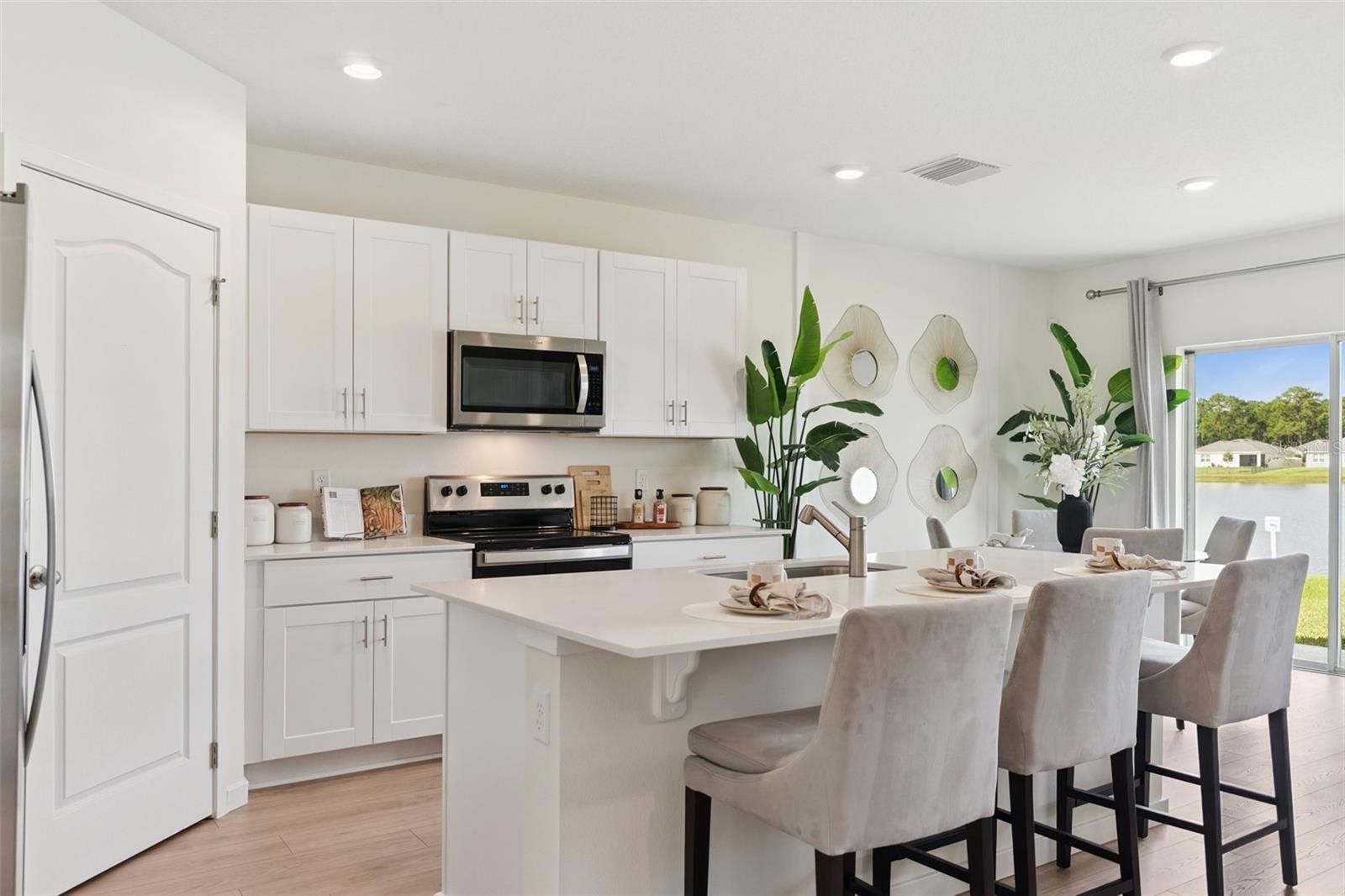 Image 14 of 41 For 3902 Royal Azalea Way