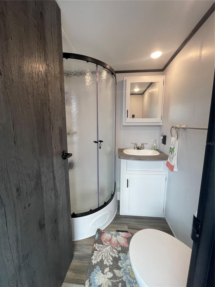 Image 22 of 23 For 57 Kove Boulevard