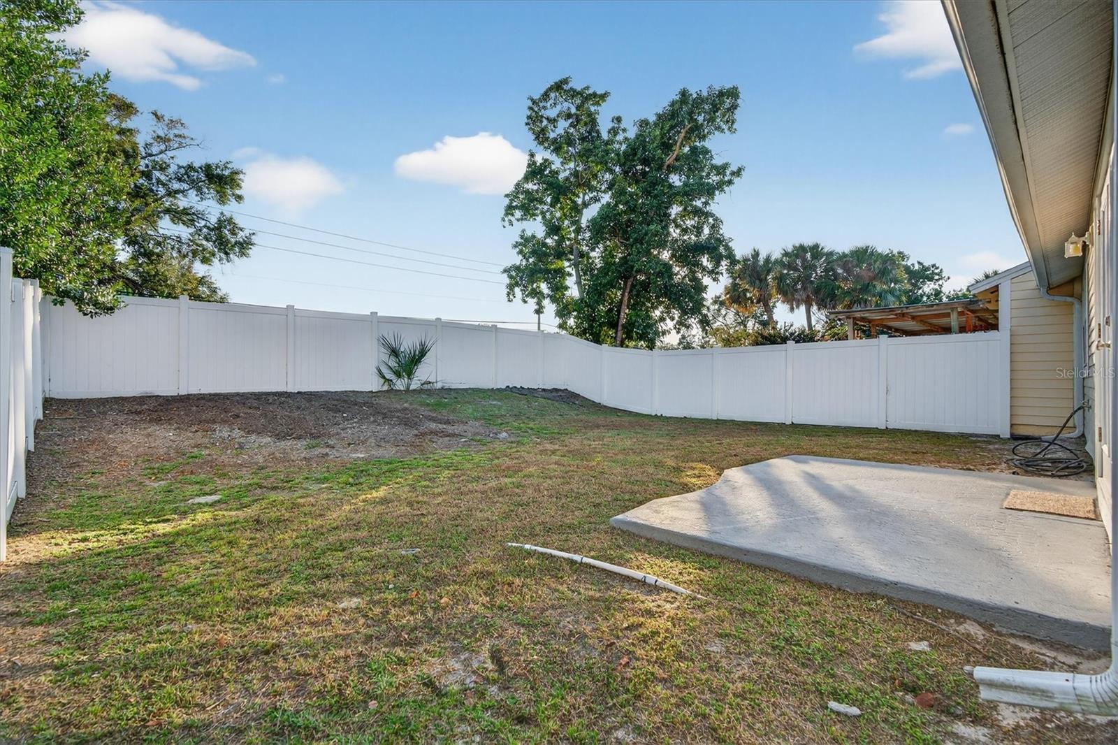 Image 18 of 25 For 1037 Wentworth Court