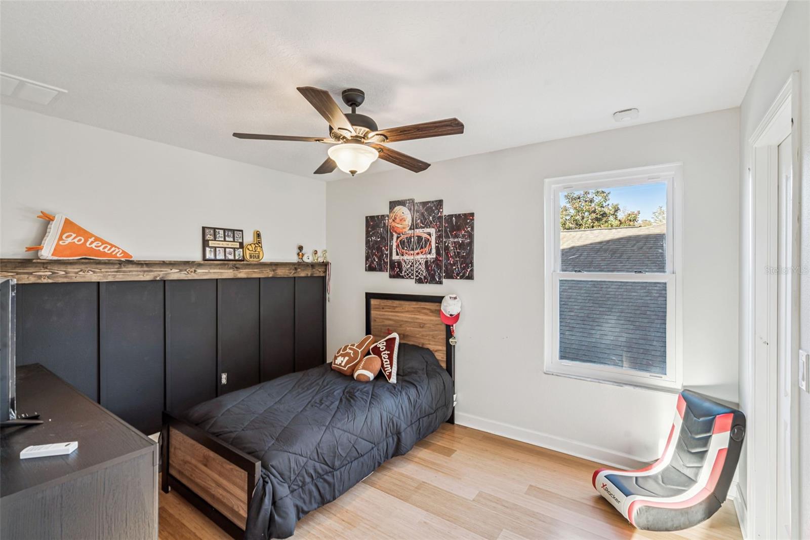 Image 16 of 34 For 6152 Meriwether