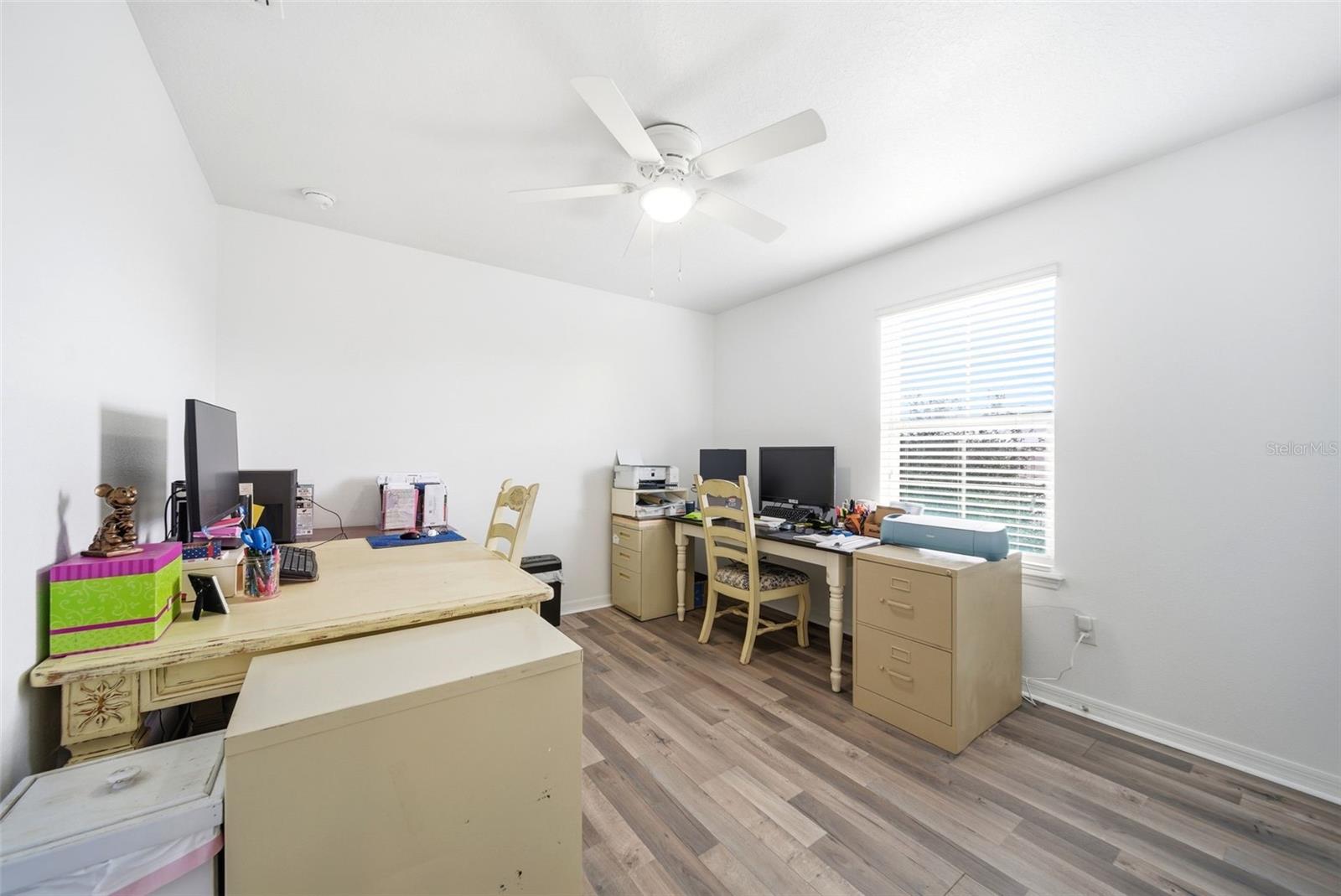 Image 25 of 35 For 16140 Harbor Mist Alley