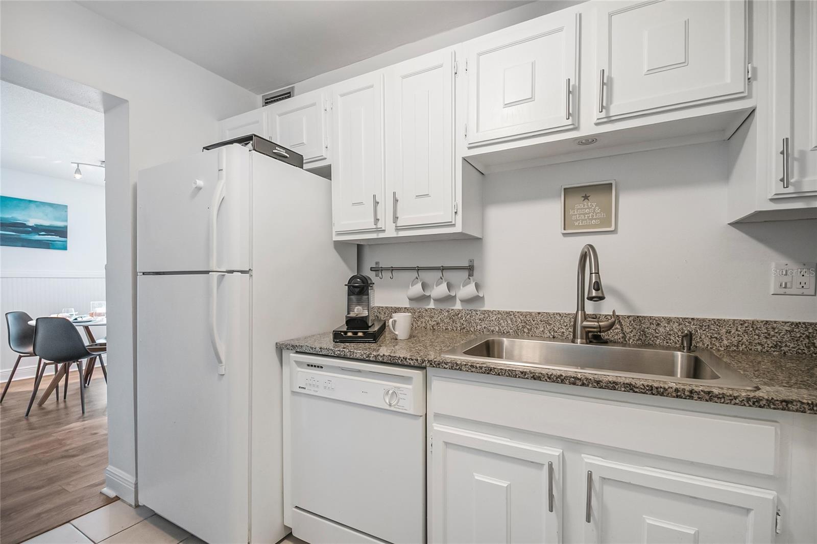 Image 12 of 27 For 4153 Atlantic Avenue 4150