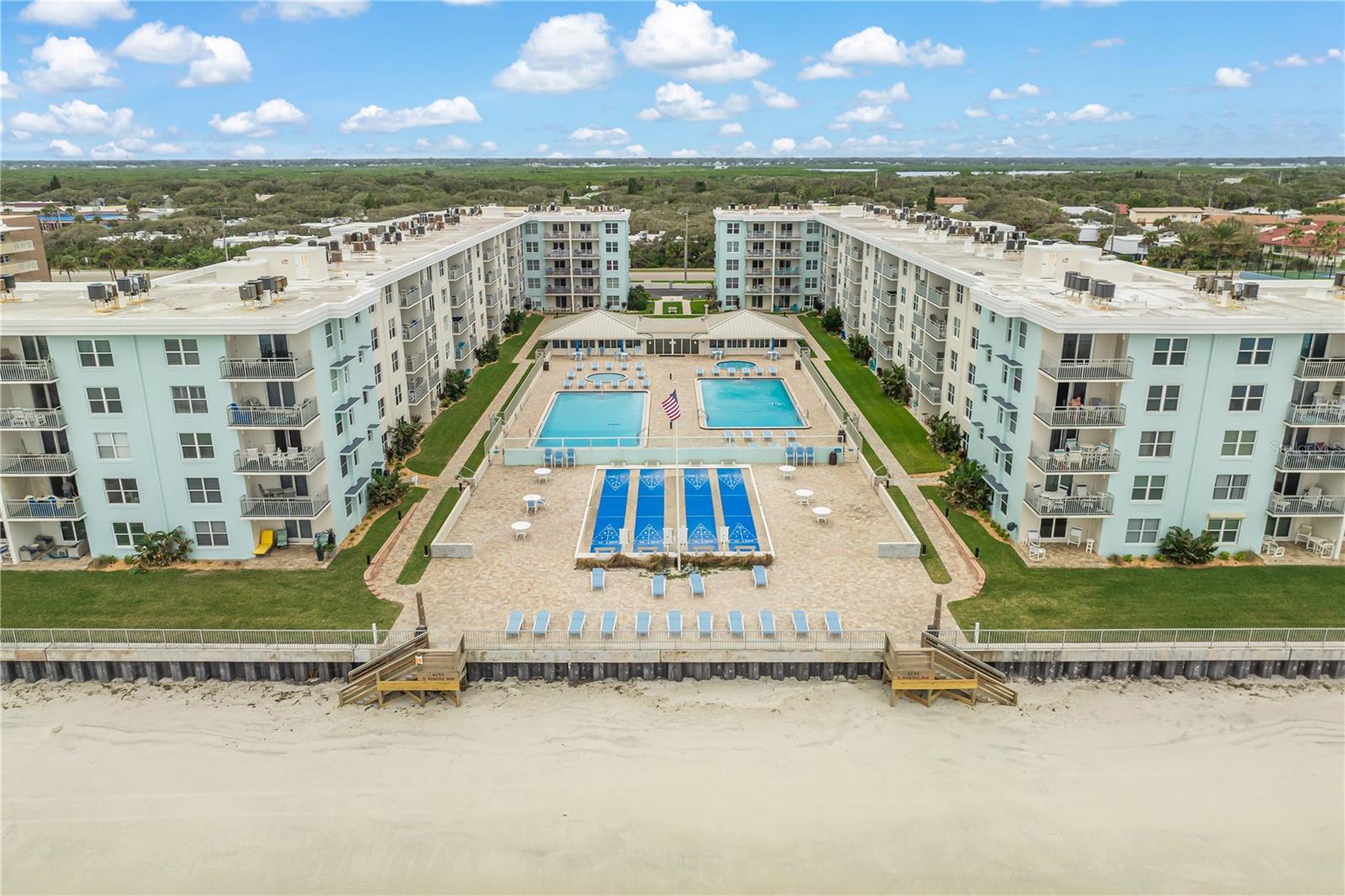 Image 25 of 27 For 4153 Atlantic Avenue 4150