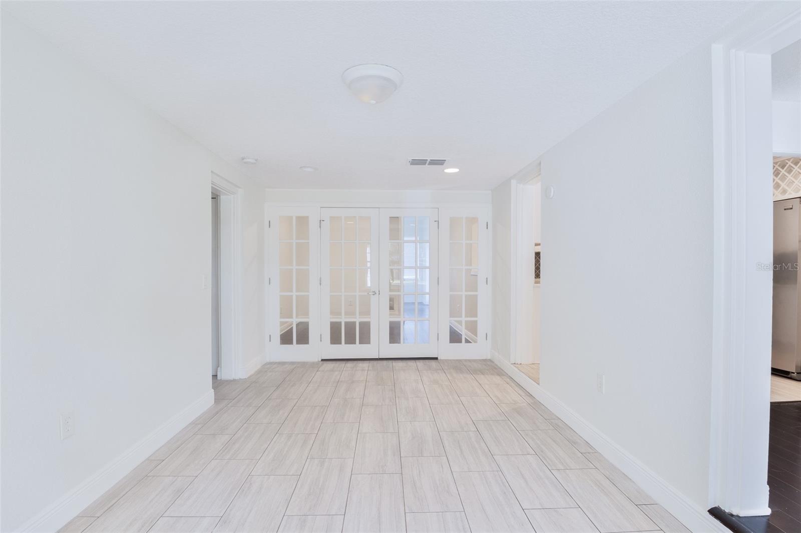 Image 21 of 51 For 350 Phelps Avenue