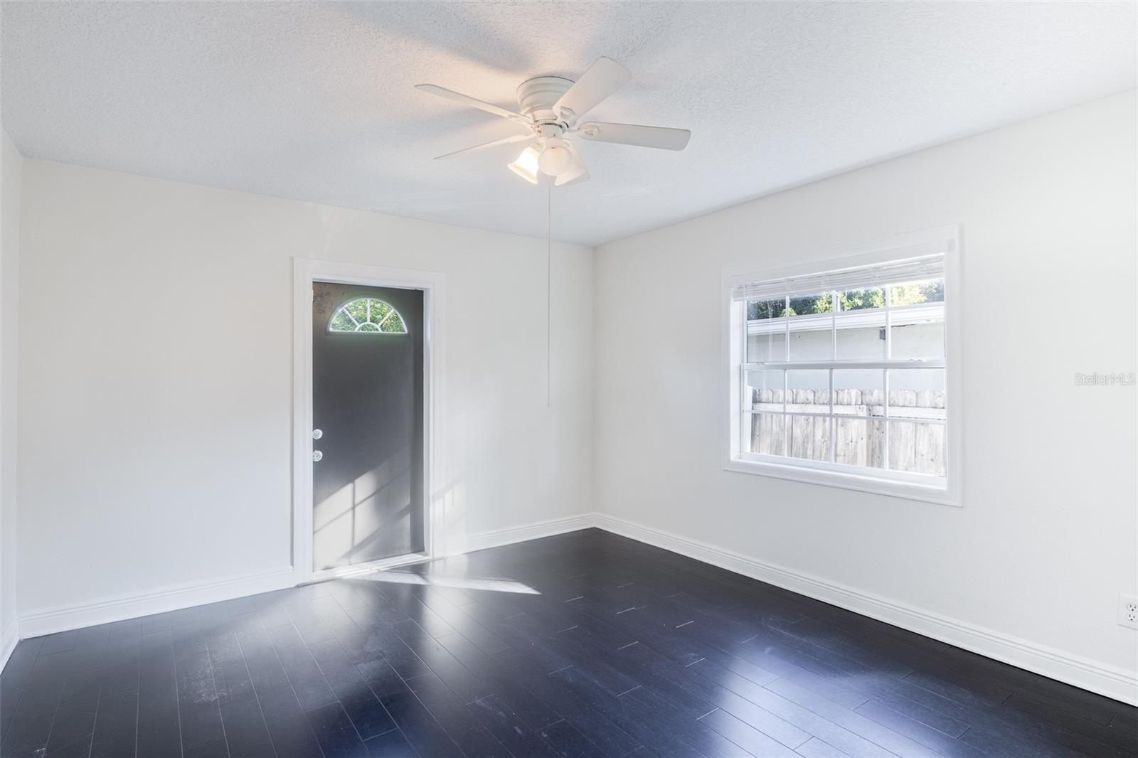 Image 41 of 51 For 350 Phelps Avenue