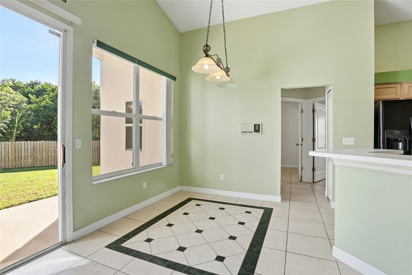 Image 14 of 42 For 5784 Donnelly Circle