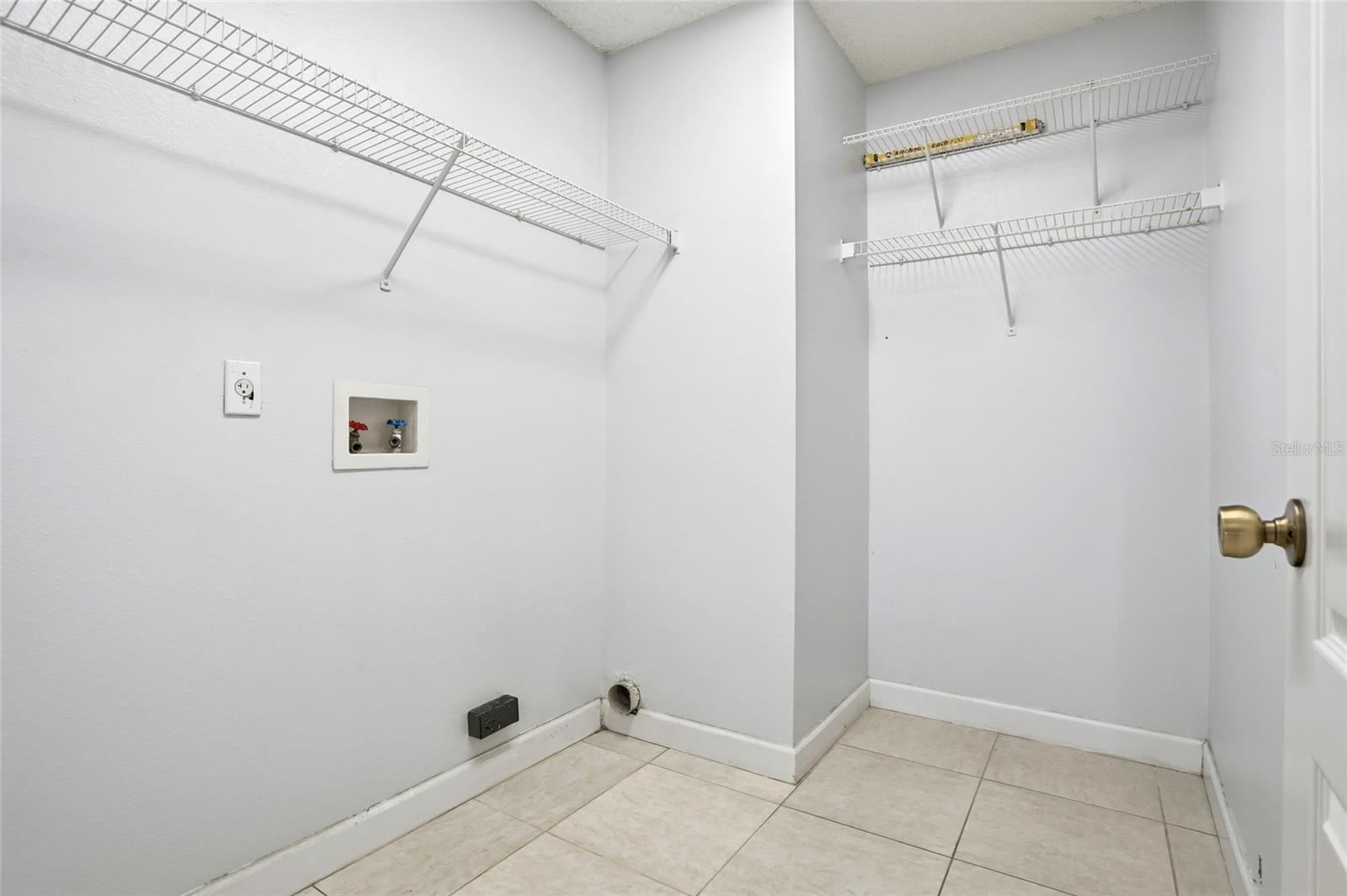 Image 28 of 42 For 5784 Donnelly Circle