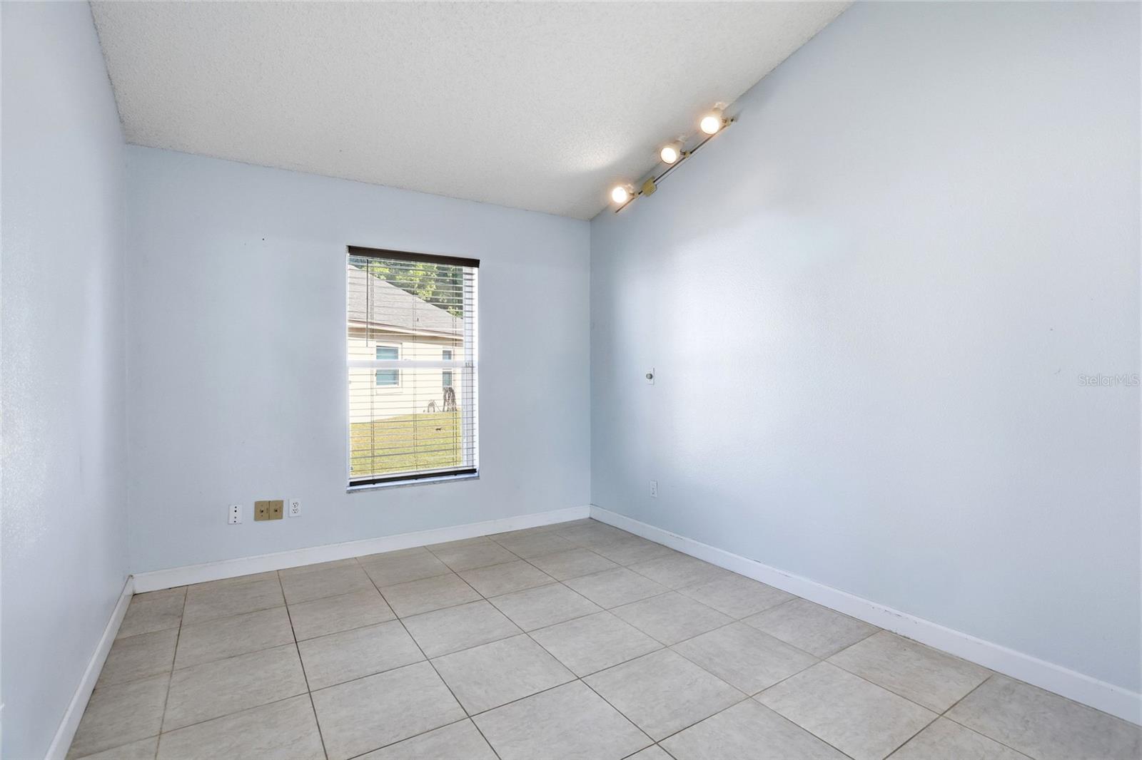 Image 9 of 42 For 5784 Donnelly Circle