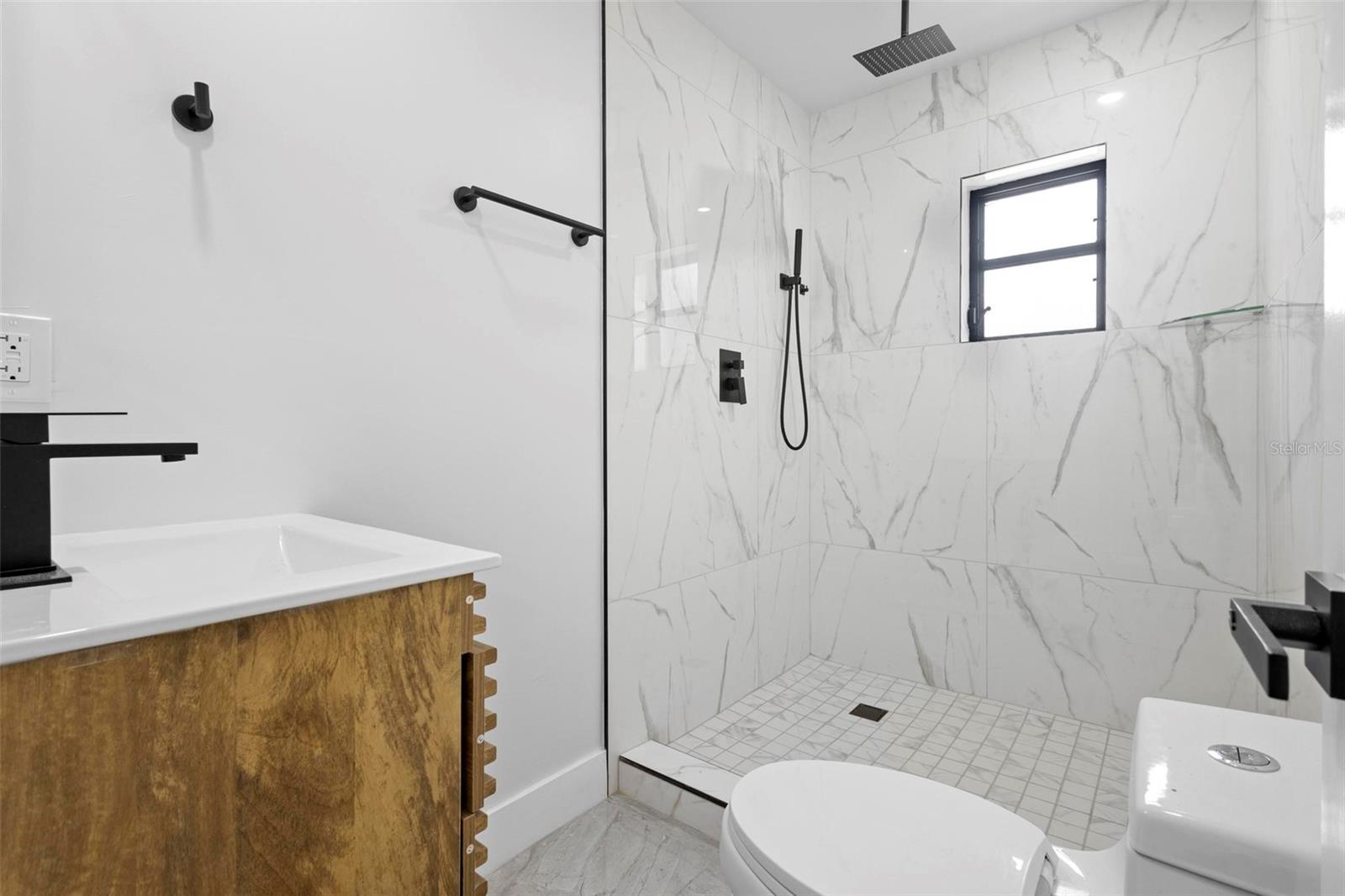 Image 19 of 47 For 2675 Mimosa Lane