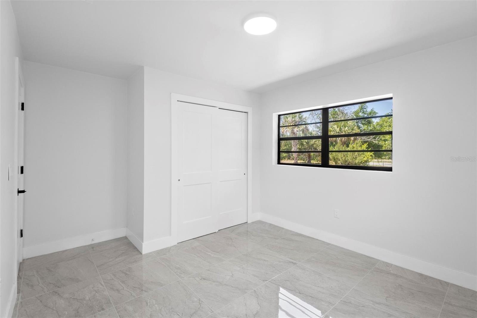 Image 24 of 47 For 2675 Mimosa Lane