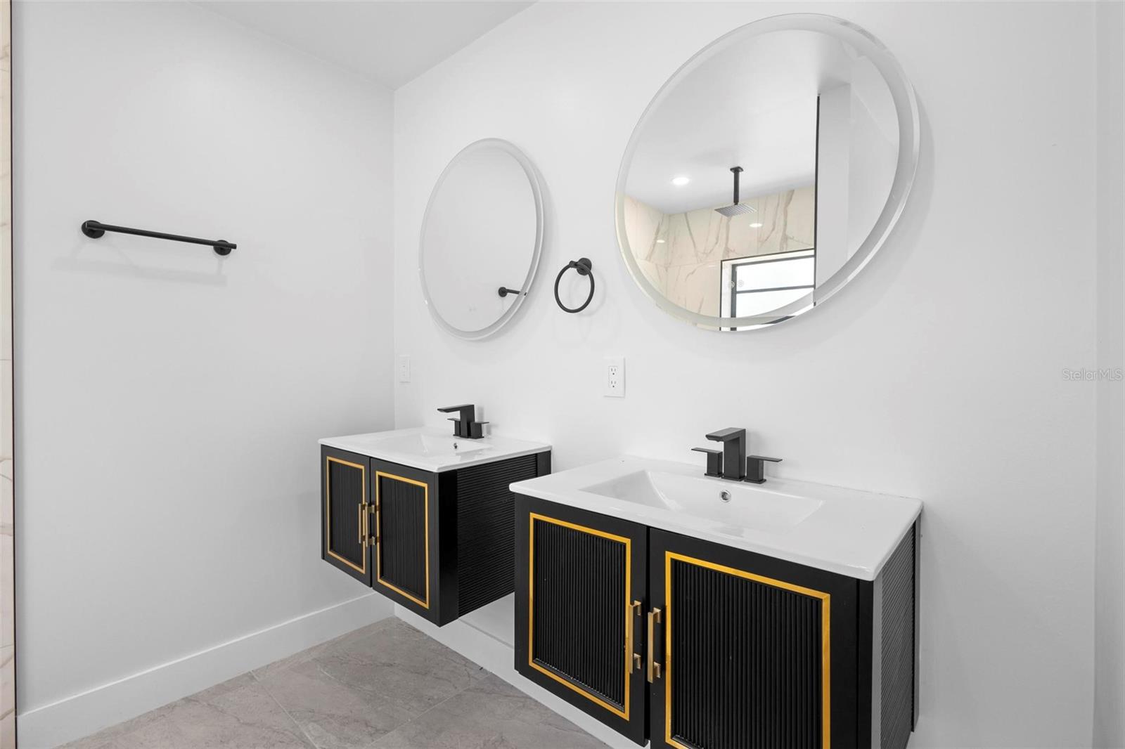 Image 27 of 47 For 2675 Mimosa Lane