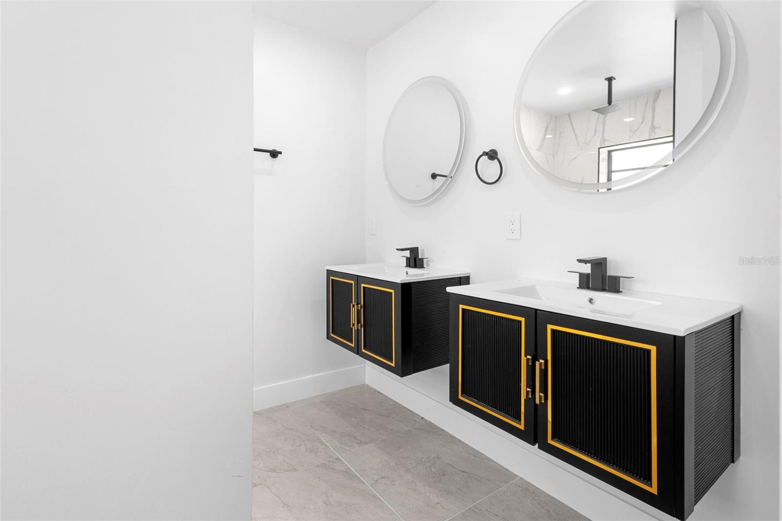 Image 30 of 47 For 2675 Mimosa Lane