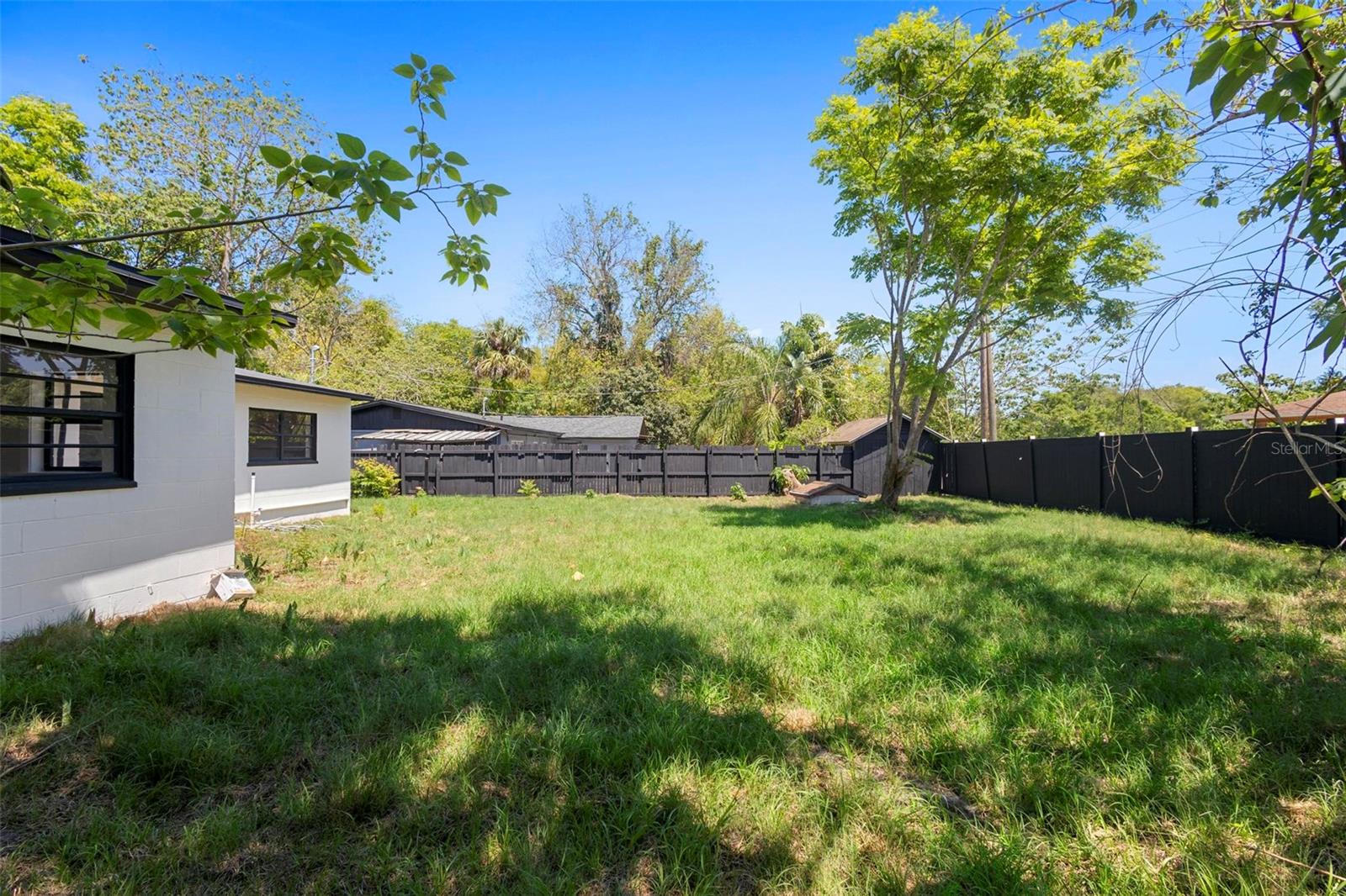 Image 36 of 47 For 2675 Mimosa Lane