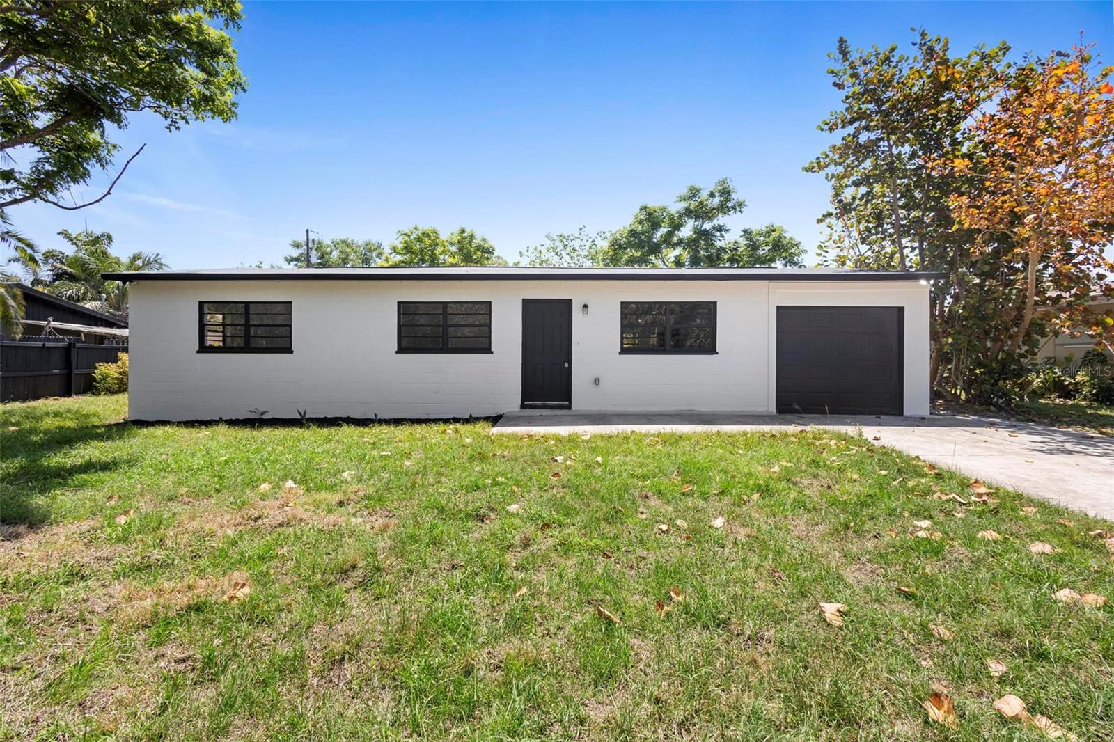 Image 4 of 47 For 2675 Mimosa Lane