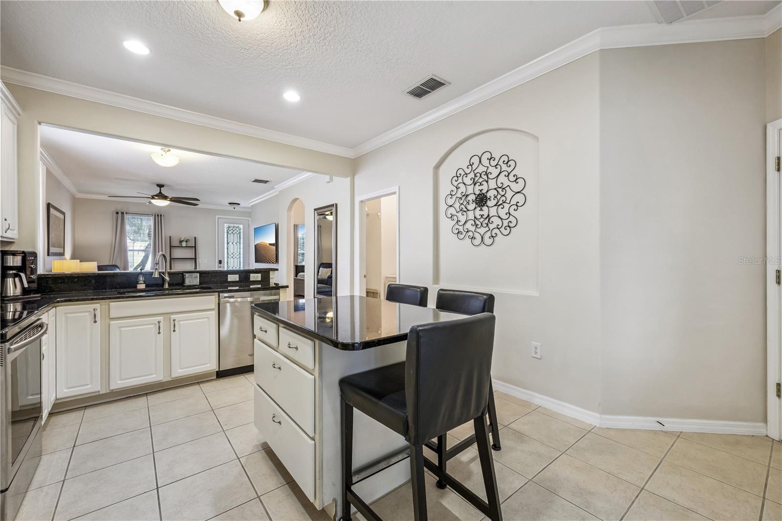 Image 23 of 77 For 13907 Ancilla Boulevard