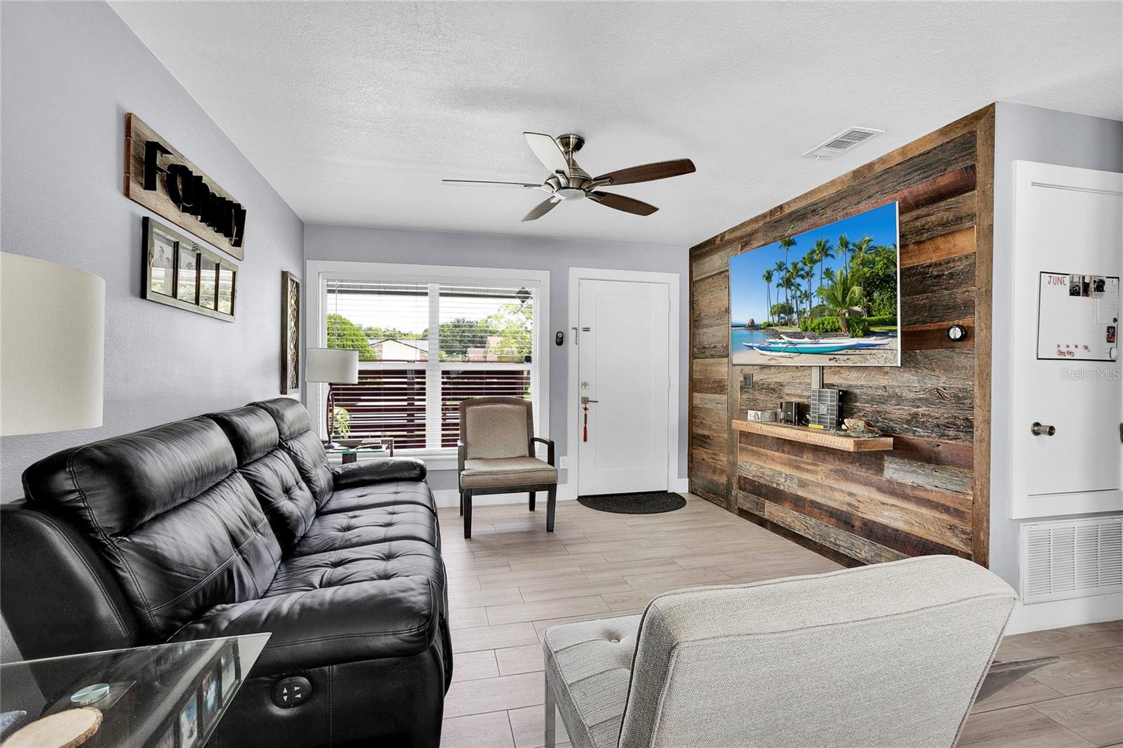 Image 10 of 26 For 7510 Rio Pinar Lakes Boulevard