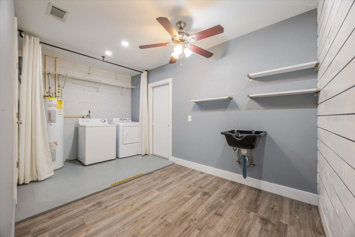 Image 23 of 26 For 7510 Rio Pinar Lakes Boulevard