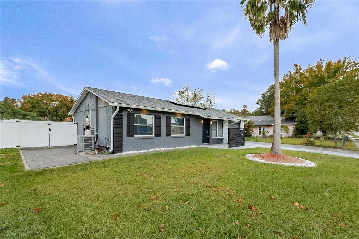 Image 3 of 26 For 7510 Rio Pinar Lakes Boulevard