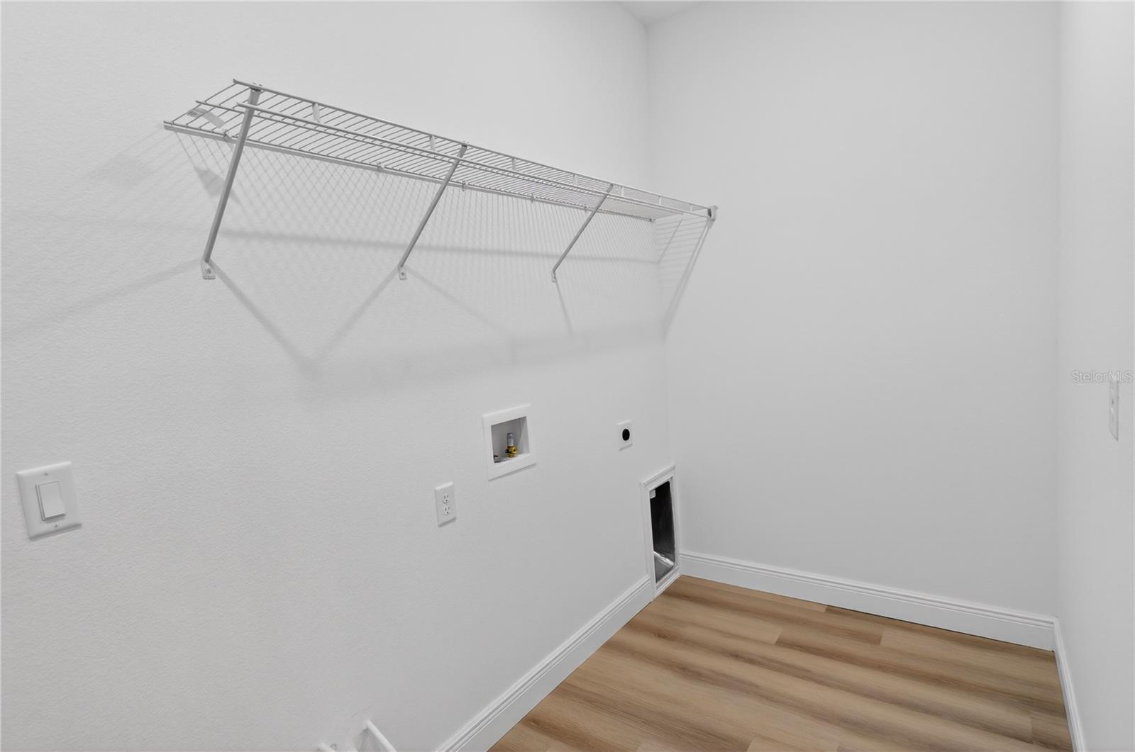 Image 21 of 35 For 15028 25th Circle