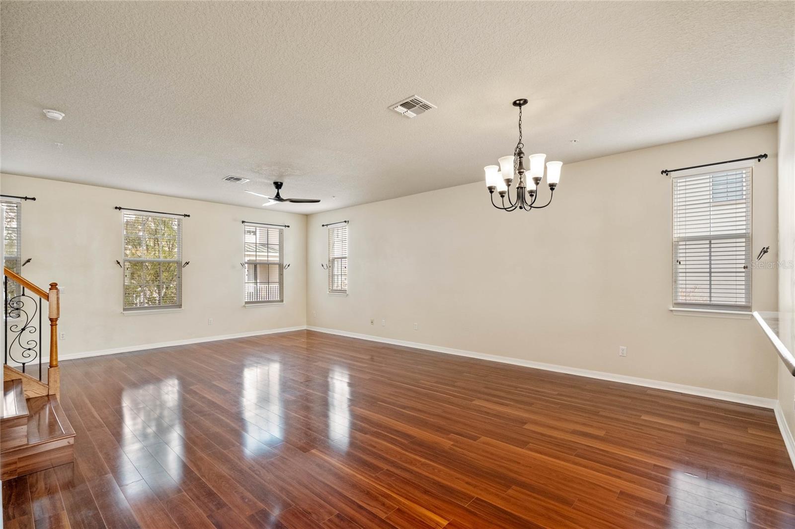 Image 4 of 24 For 1865 Britlyn Alley