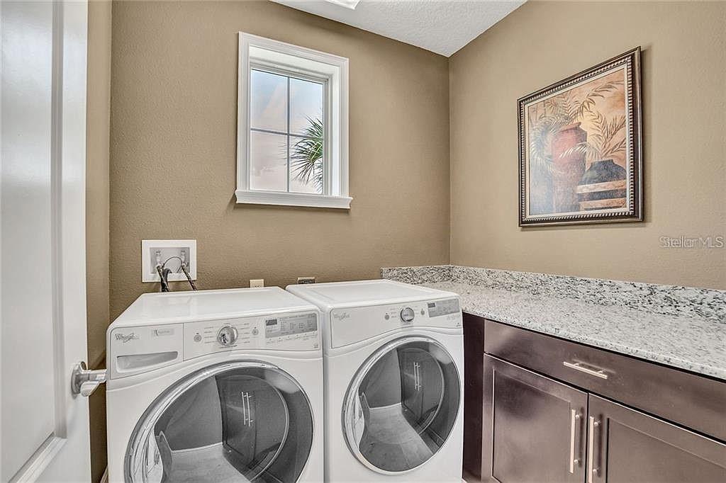 Image 18 of 32 For 13874 Arclid Street