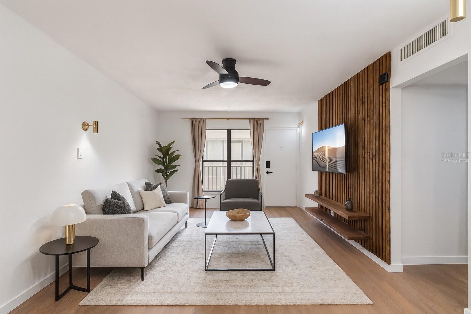 Image 11 of 36 For 1100 Delaney Avenue D23