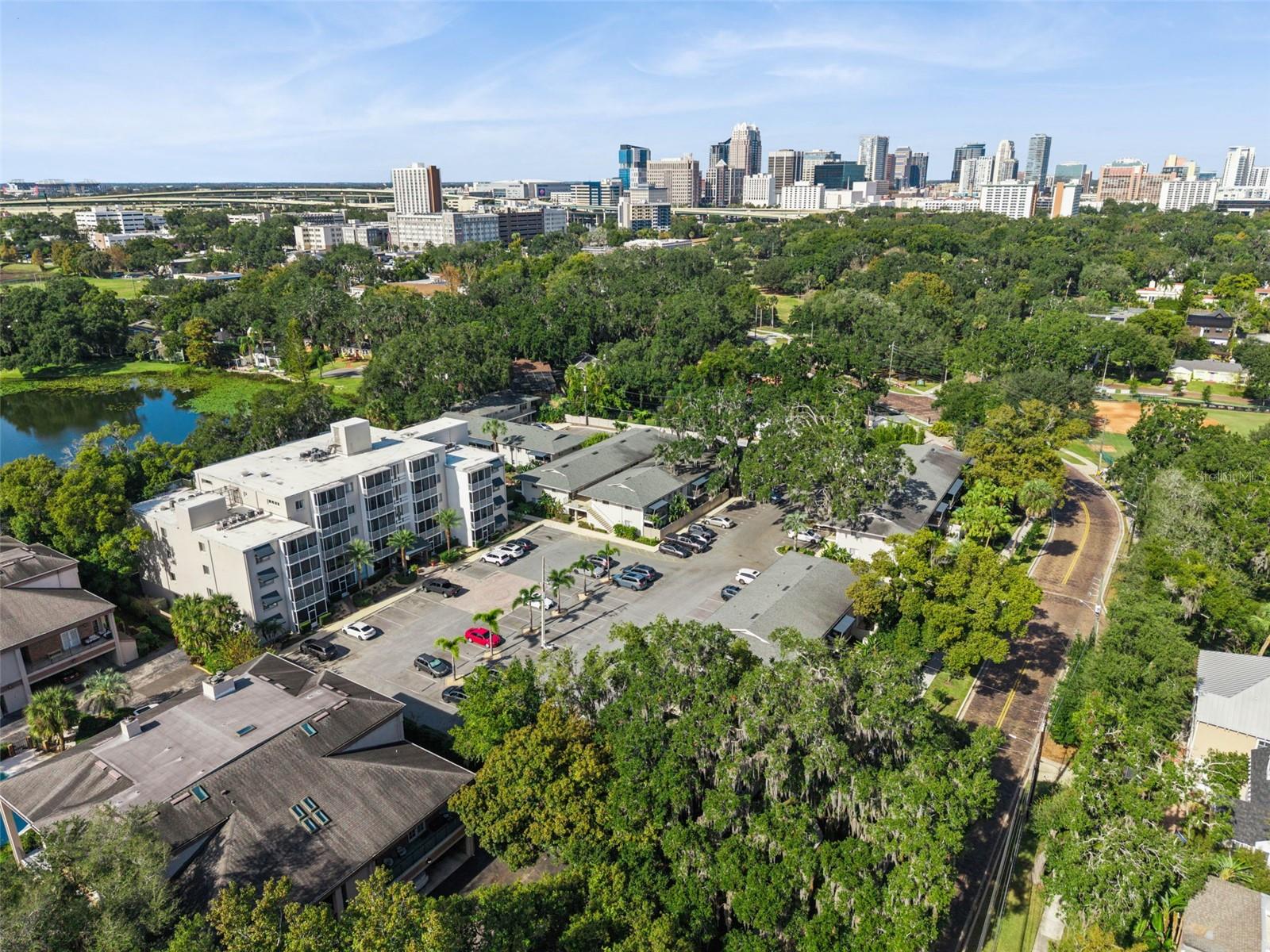 Image 27 of 36 For 1100 Delaney Avenue D23