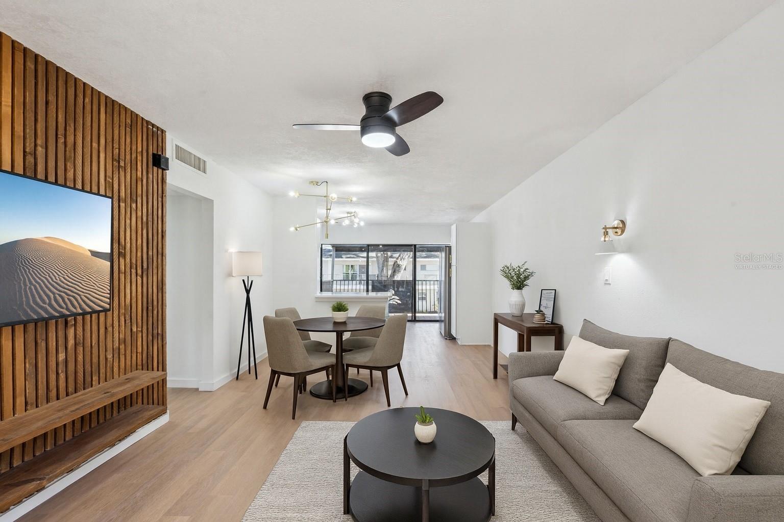 Image 4 of 36 For 1100 Delaney Avenue D23