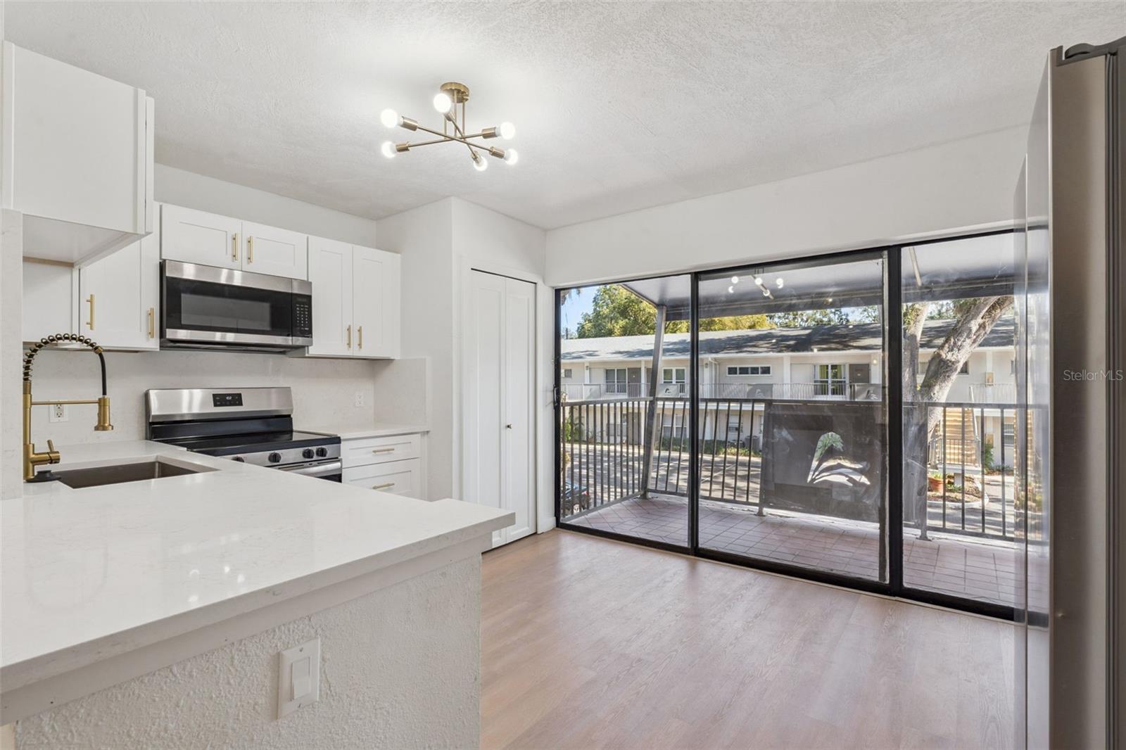 Image 7 of 36 For 1100 Delaney Avenue D23