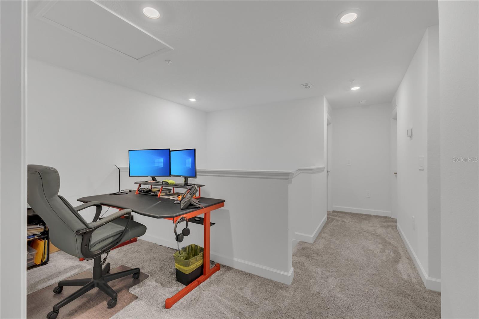 Image 14 of 33 For 11726 Boldface Drive