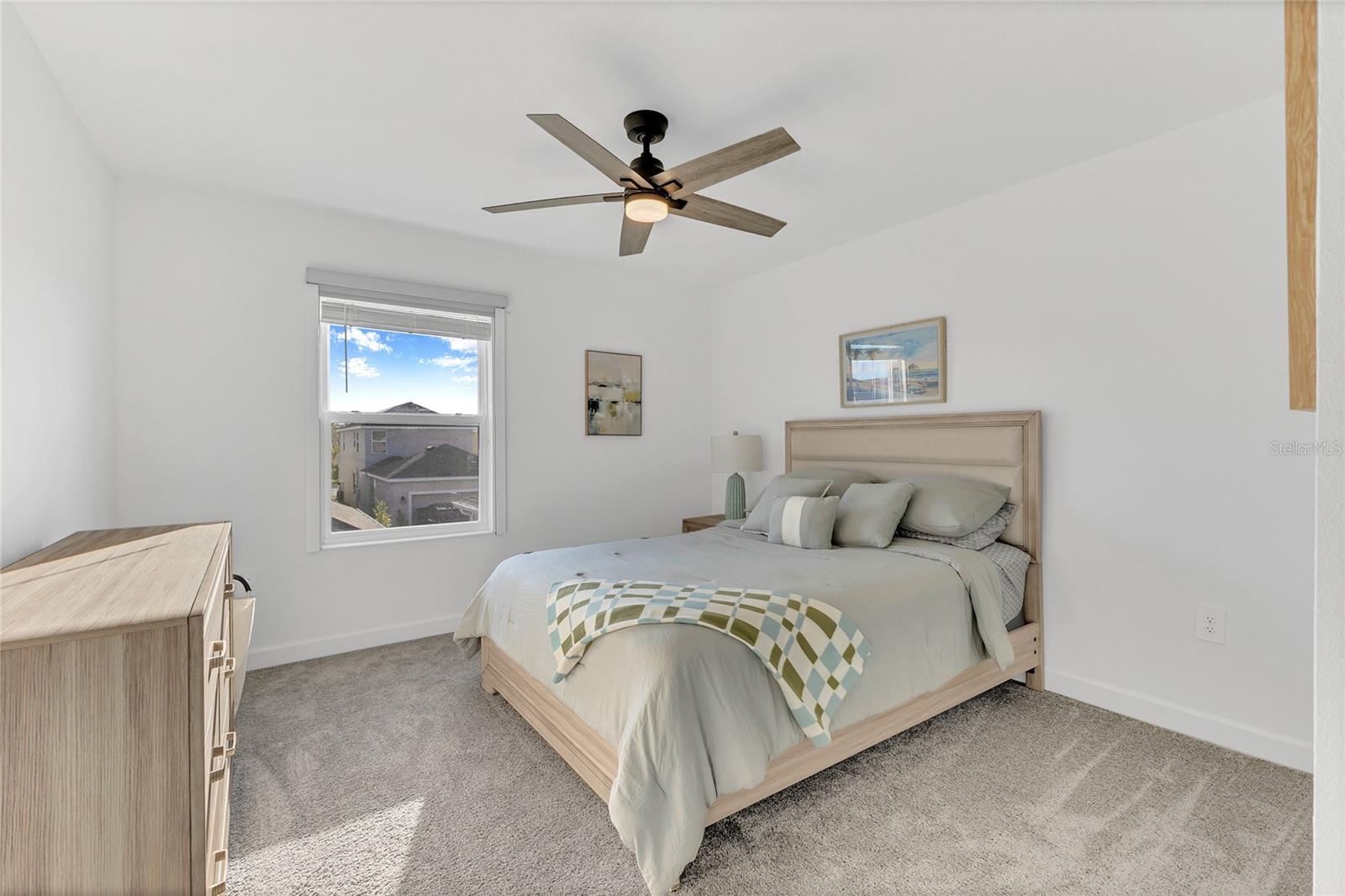 Image 17 of 33 For 11726 Boldface Drive