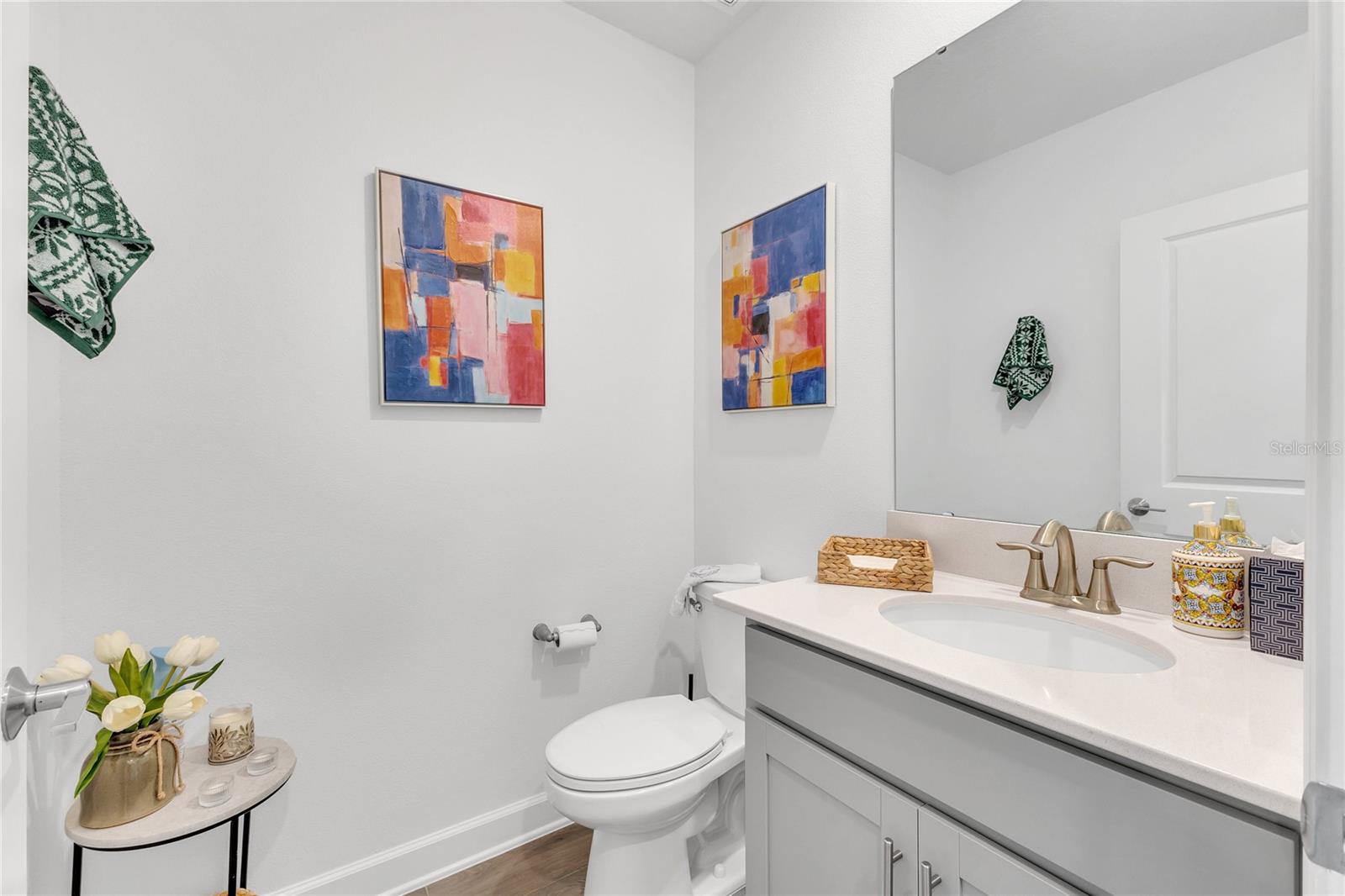 Image 18 of 33 For 11726 Boldface Drive