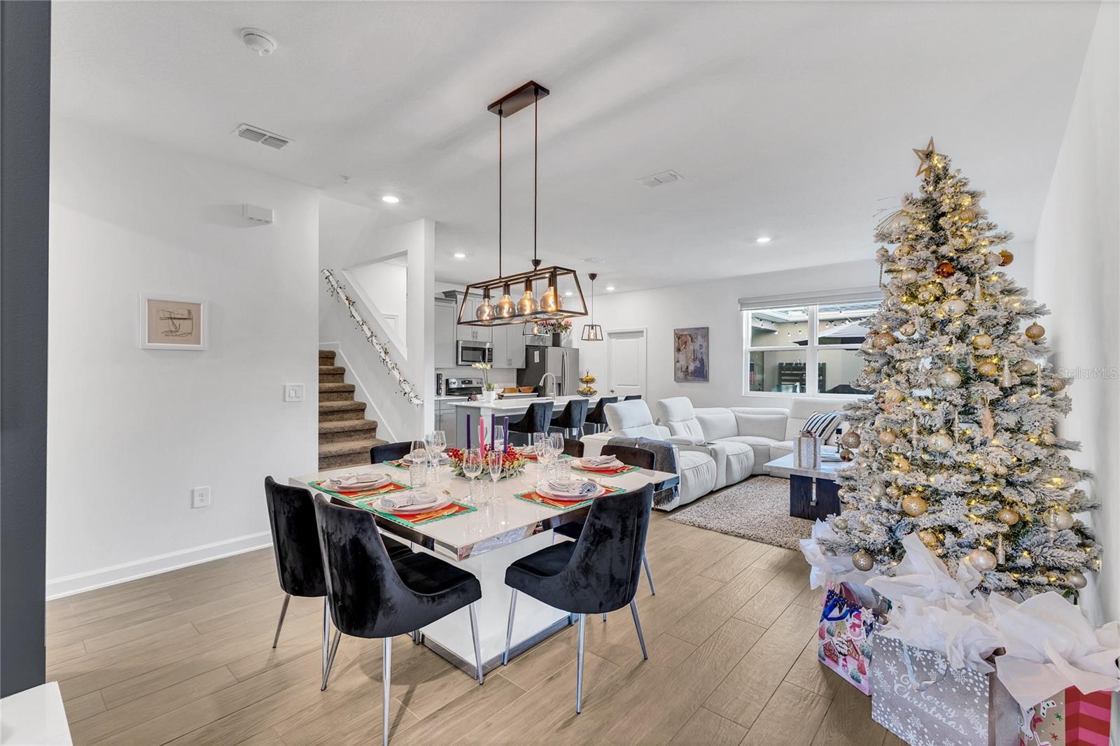 Image 3 of 33 For 11726 Boldface Drive