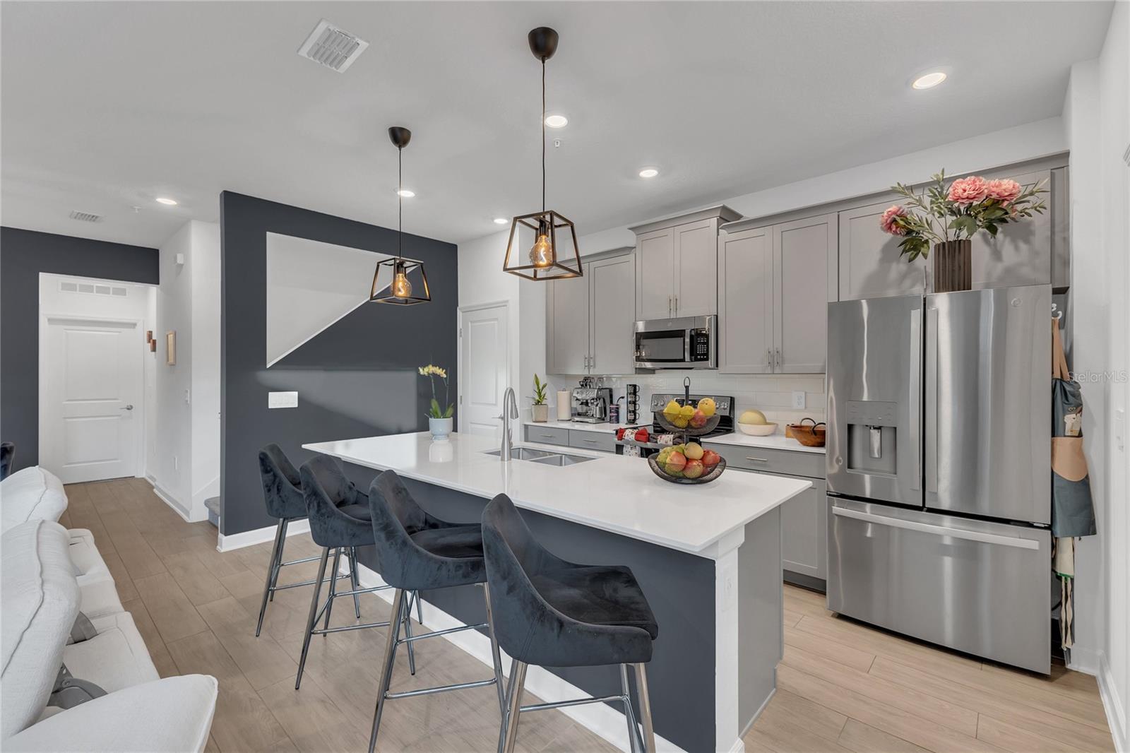 Image 8 of 33 For 11726 Boldface Drive