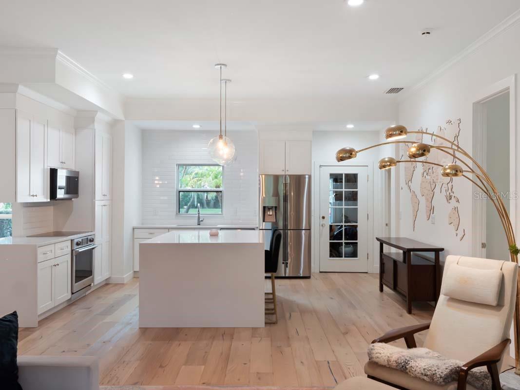 Image 10 of 39 For 10457 Cromwell Grove Terrace