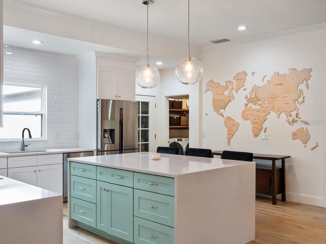 Image 11 of 39 For 10457 Cromwell Grove Terrace