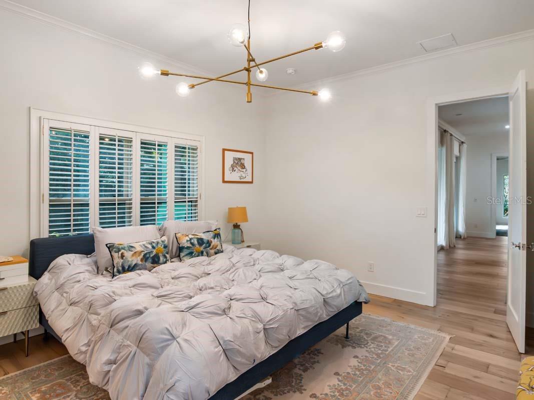 Image 14 of 39 For 10457 Cromwell Grove Terrace